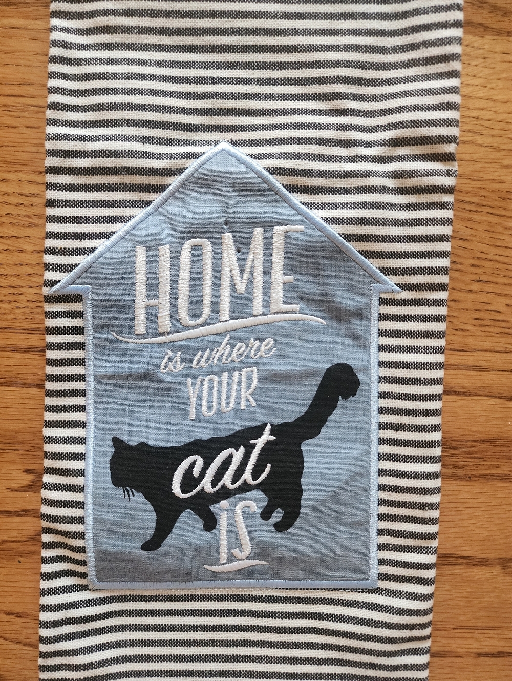 NWOT Design Imports Home is Where Your Cat Is Dish Hand Towel Kitchen Home Decor - Picture 3 of 7